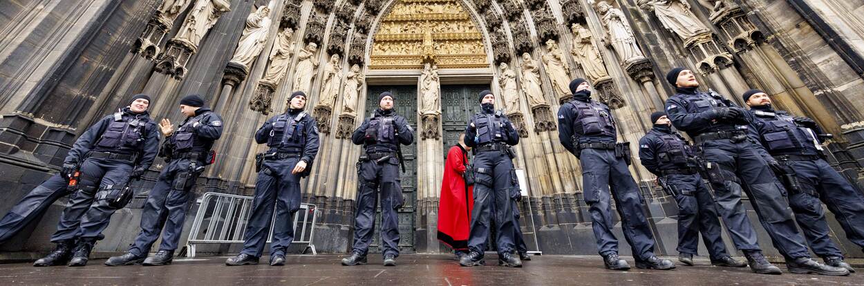De kathedraal van Keulen werd in 2023 extra  beveiligd na een jihadistische dreiging